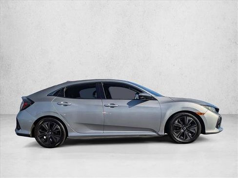 Used 2018 Honda Civic EX image 4