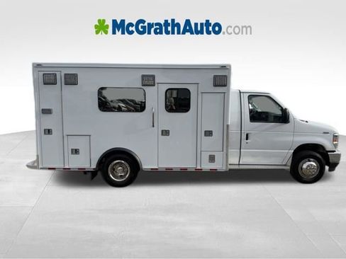 New 2026 Ford E-450 and Econoline 450 Super Duty w/ Ambulance Prep Package RWD image 10
