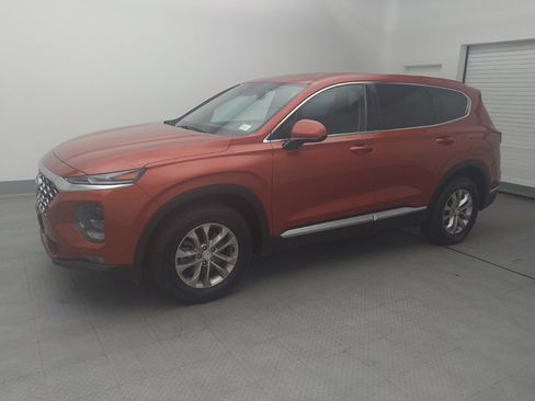 Used 2020 Hyundai Santa Fe SEL image 2