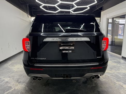 Used 2020 Ford Explorer Platinum image 4