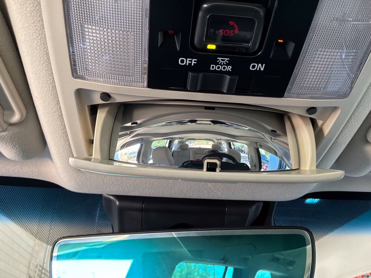 Used 2022 Lexus GX 460 Luxury w/ Off Road Package AWD/4WD image 22