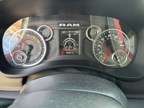 Used 2022 RAM 2500 Big Horn image 18