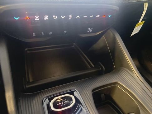 New 2026 Jeep Cherokee Laredo image 13