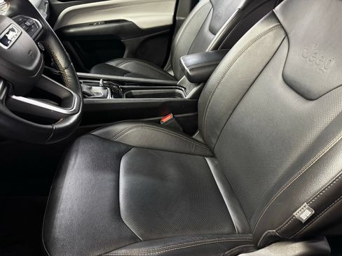 Used 2022 Jeep Compass Limited AWD/4WD image 10