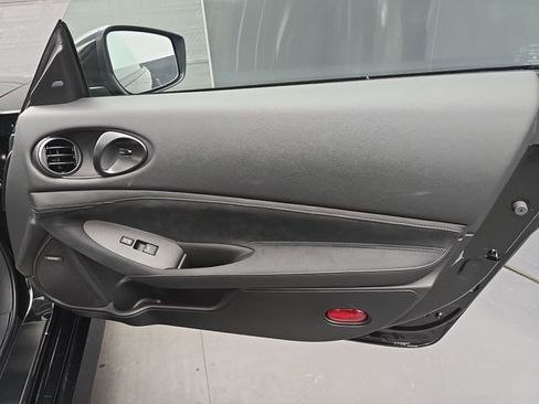 Used 2024 Nissan Z Performance w/ Floor Mat Package image 49