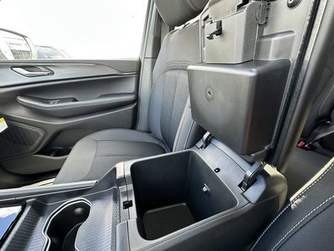 New 2025 Jeep Grand Cherokee Laredo X w/ Luxury Tech Group I image 33