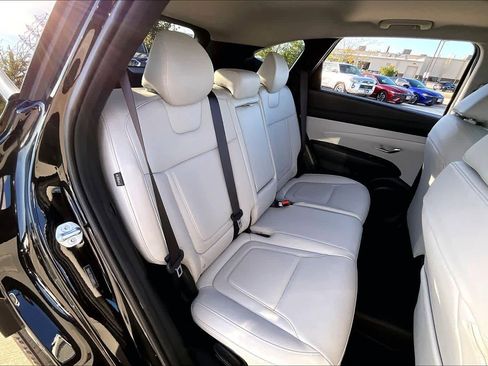Certified 2025 Hyundai Tucson SEL image 17