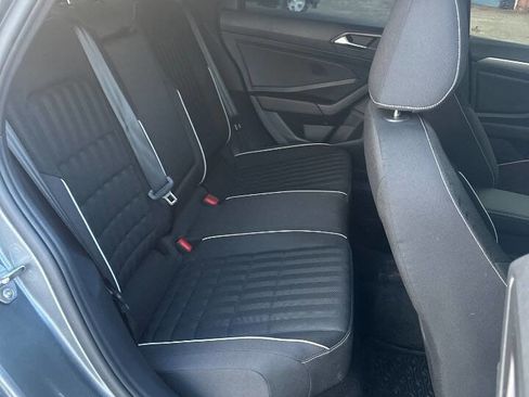 Used 2024 Volkswagen Jetta Sport image 33