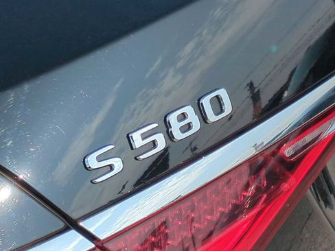 Used 2021 Mercedes-Benz S 580 4MATIC Sedan image 33