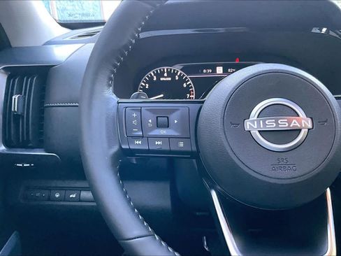 Used 2024 Nissan Pathfinder SL w/ Cargo Package AWD/4WD image 23