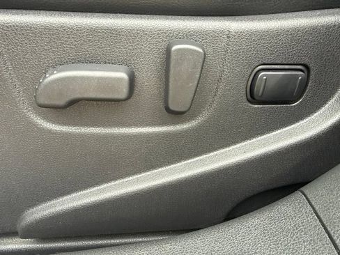 Used 2013 Nissan Rogue SL AWD/4WD image 12