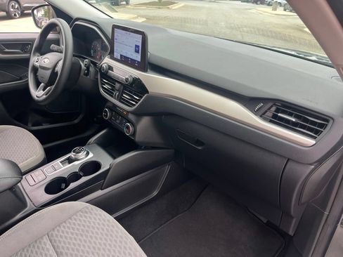 Used 2022 Ford Escape SE FWD image 23