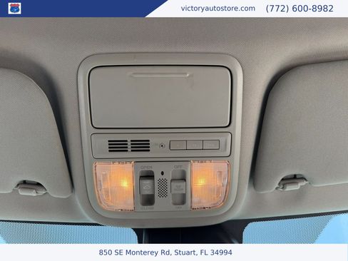 Used 2015 Honda Odyssey Touring Elite image 47