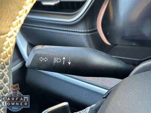 Used 2023 Jeep Grand Cherokee L Limited w/ Black Appearance Package image 26