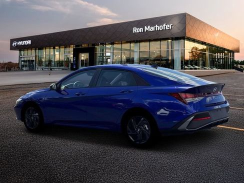 New 2026 Hyundai Elantra Sport image 4