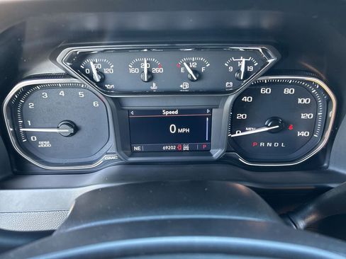 Used 2022 GMC Sierra 2500 AT4 image 11