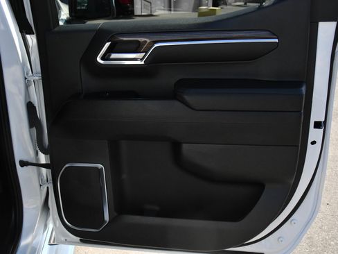 Used 2024 Chevrolet Silverado 1500 LT w/ Protection Package AWD/4WD image 40