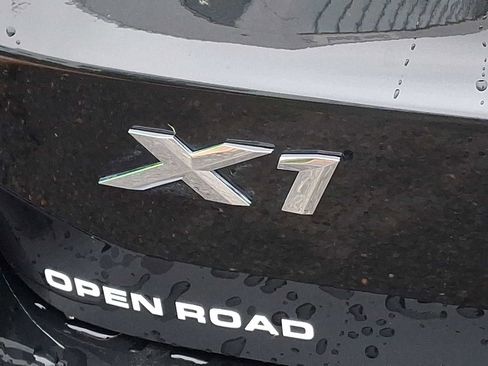 Used 2025 BMW X1 xDrive28i w/ Convenience Package image 29