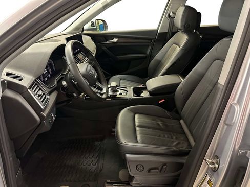 Used 2023 Audi Q5 2.0T Premium Plus w/ Premium Plus Package AWD/4WD image 5