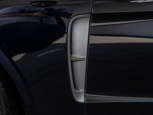 Used 2023 Porsche Panamera Platinum Edition image 21