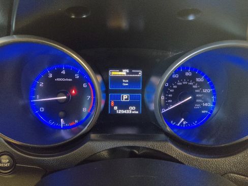 Used 2017 Subaru Legacy 2.5i Premium AWD/4WD image 23