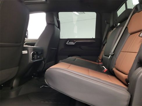 New 2026 Chevrolet Silverado 2500 High Country w/ High Country Premium Package image 12