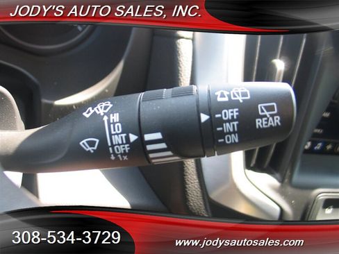 Used 2020 GMC Terrain SLE w/ Elevation Edition AWD/4WD image 9
