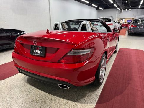 Used 2013 Mercedes-Benz SLK 350 image 14