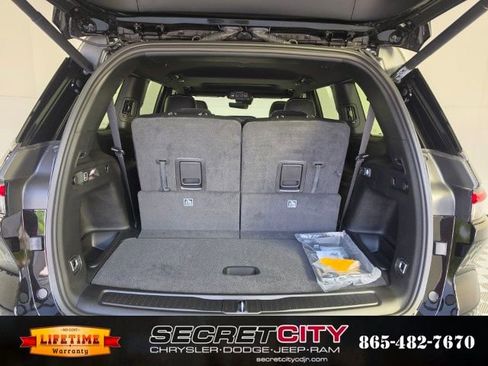 New 2026 Jeep Grand Cherokee L 4WD image 31