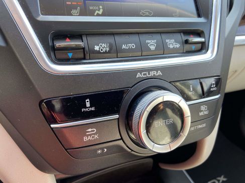 Used 2017 Acura MDX FWD image 16