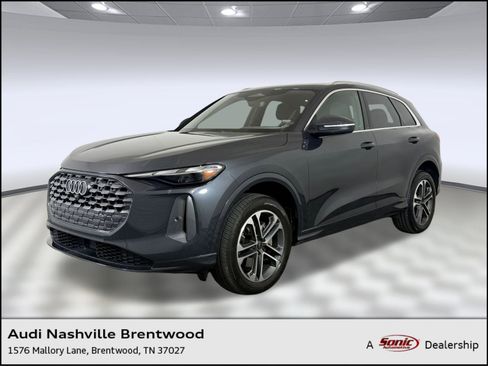 Certified 2025 Audi Q5 Premium image 1