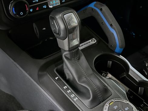 Used 2021 Ford Bronco Outer Banks image 21