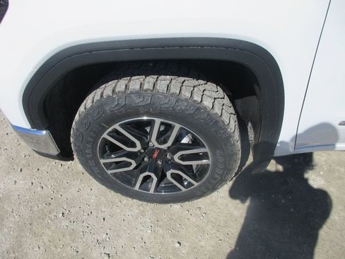 New 2026 GMC Sierra 1500 Pro w/ Pro Value Package image 12