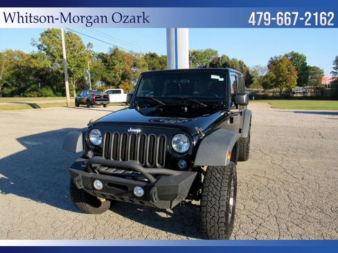 Used 2018 Jeep Wrangler Unlimited Sport w/ Connectivity Group image 2