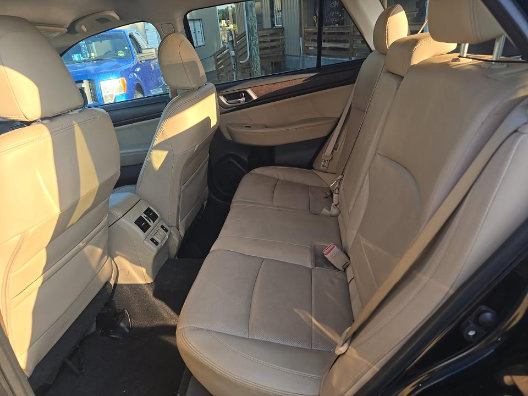 Used 2019 Subaru Outback 2.5i Limited AWD/4WD image 10