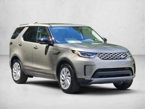 Certified 2025 Land Rover Discovery S AWD/4WD image 6