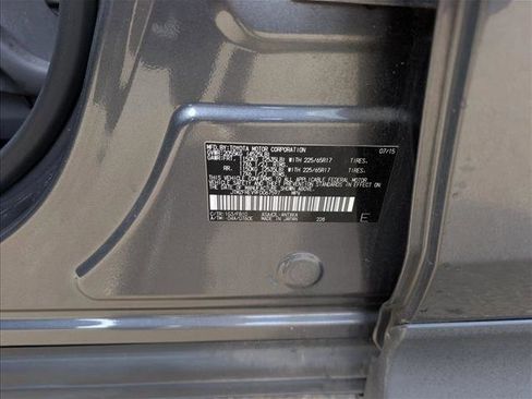 Used 2015 Toyota RAV4 LE image 19