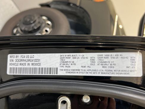 Used 2024 RAM 3500 Lone Star w/ Night Edition image 19