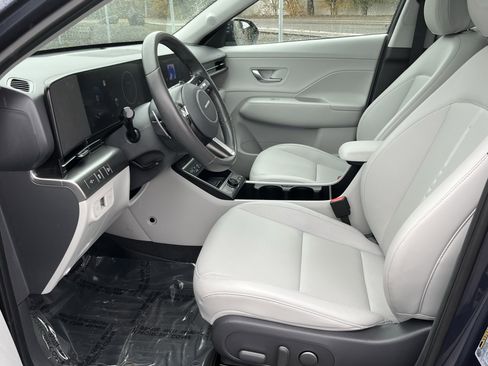 Certified 2025 Hyundai Kona Limited image 10