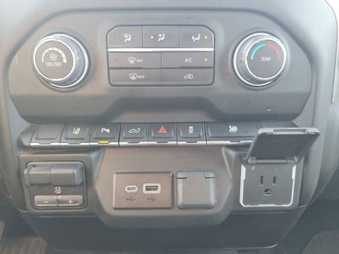 Used 2026 Chevrolet Silverado 2500 Custom w/ Custom Value Package image 15