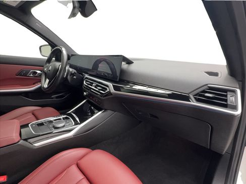 Used 2024 BMW 330i Sedan w/ Convenience Package RWD image 33