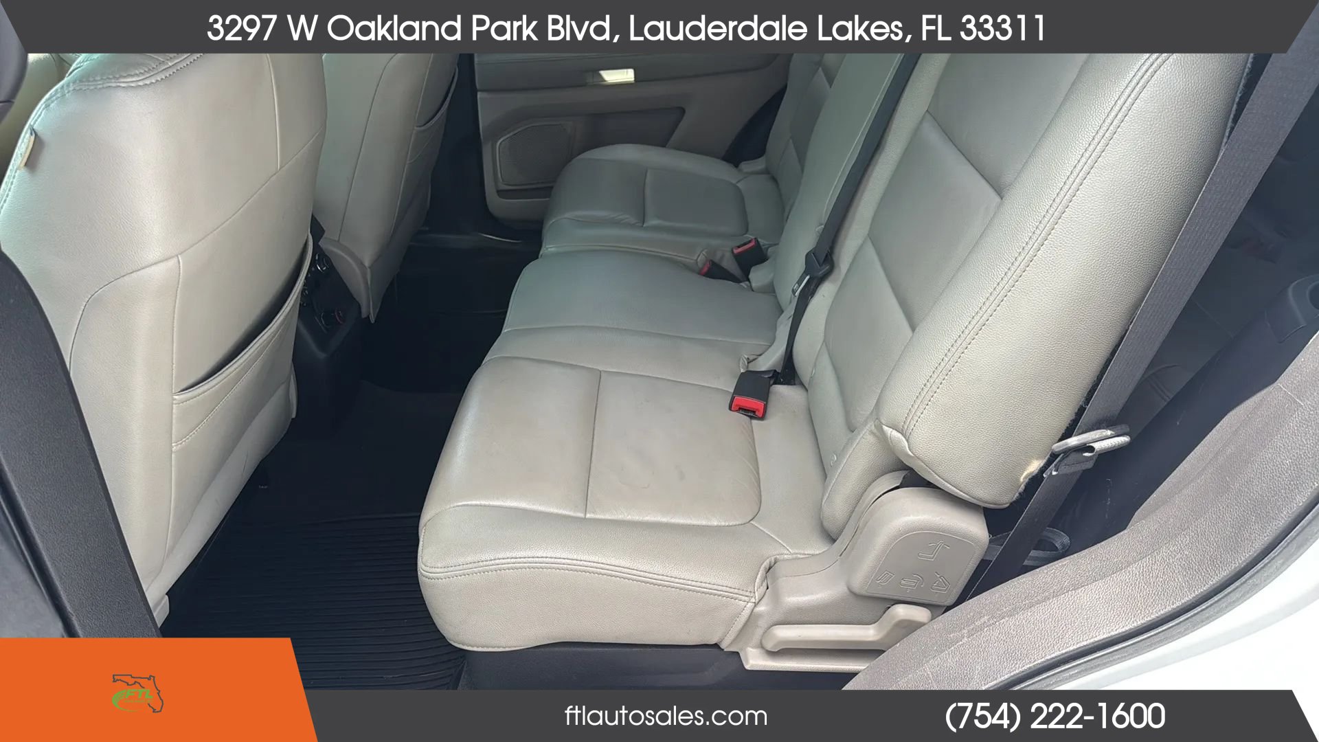 Used 2015 Ford Explorer XLT w/ Equipment Group 201B FWD image 23