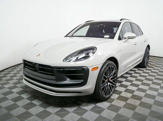 New 2026 Porsche Macan GTS video 1