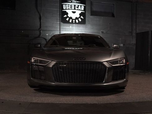 Used 2017 Audi R8 V10 AWD/4WD image 24