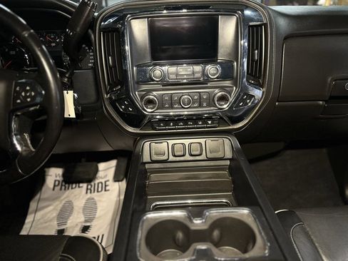 Used 2019 Chevrolet Silverado 2500 High Country w/ Duramax Plus Package image 23