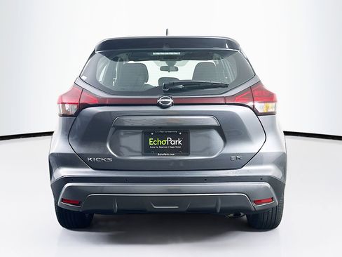 Used 2024 Nissan Kicks SR image 7