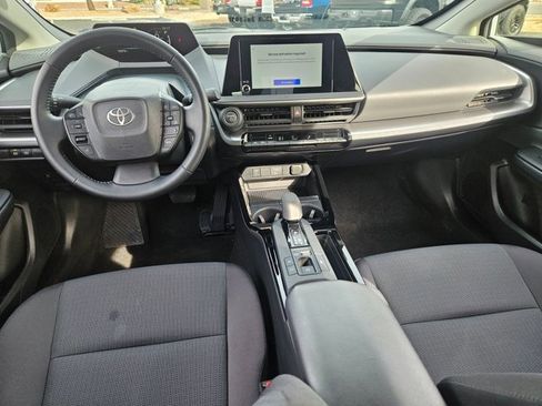 Used 2025 Toyota Prius LE image 15