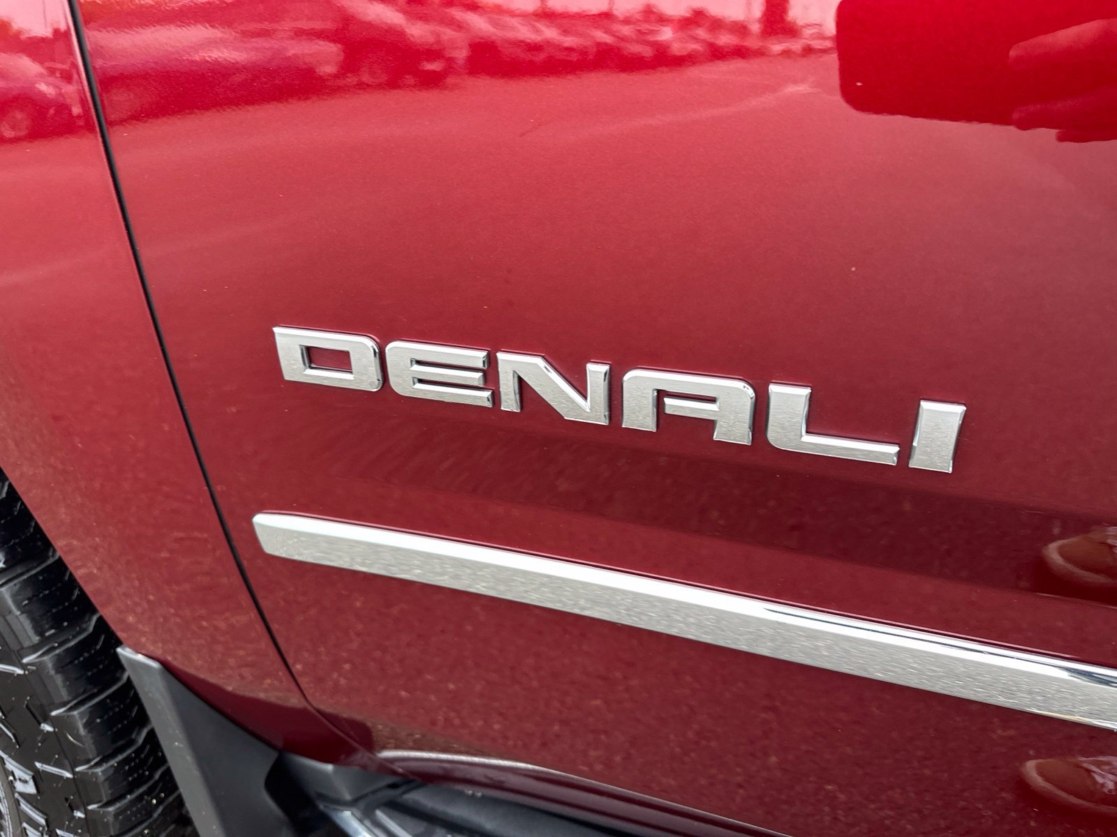 Used 2019 GMC Yukon Denali w/ Open Road Package AWD/4WD image 12