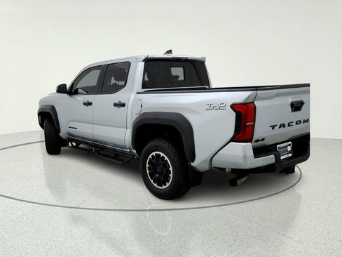 Used 2024 Toyota Tacoma TRD Off-Road w/ TRD Off Road Upgrade Package AWD/4WD image 12