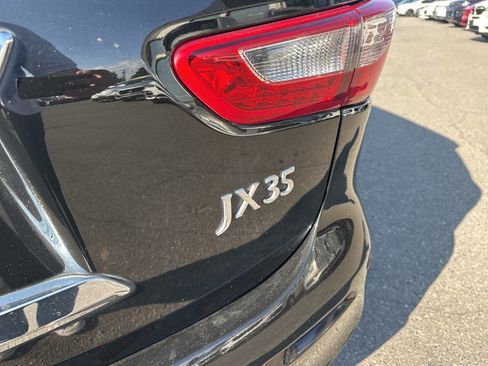 Used 2013 INFINITI JX35 AWD w/ Premium Pkg image 6